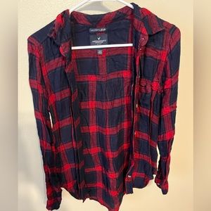 American Eagle Wonen’s Flannel.  Size S